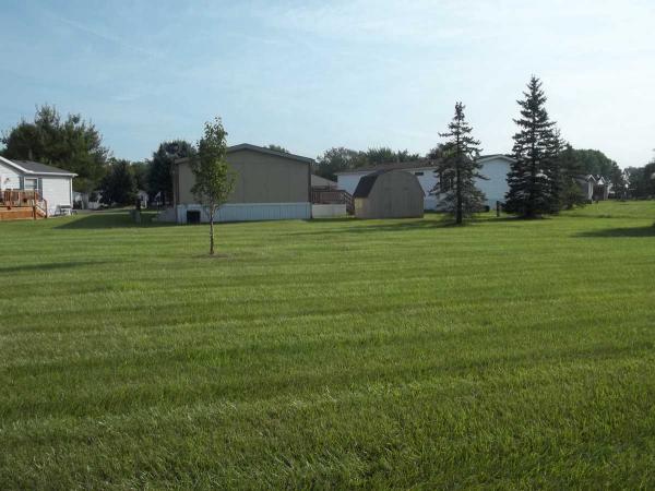 Deerfield Estates 25435 E.Aztec CircleFlat Rock, MI 48134