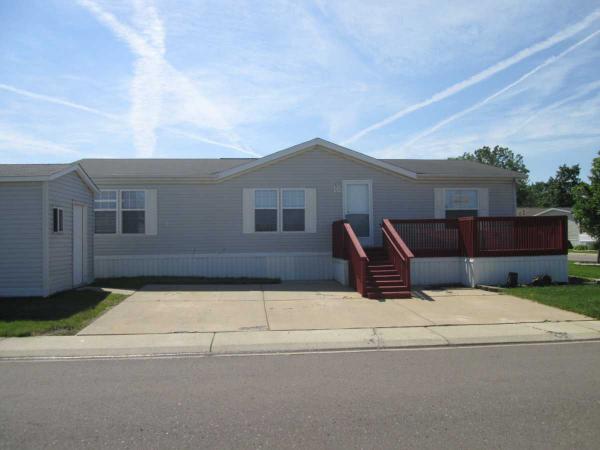 Deerfield Estates 25327 Caynon CircleFlat Rock, MI 48134