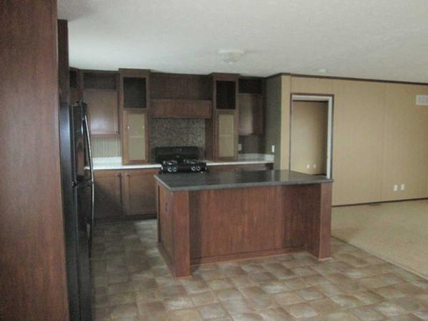 Deerfield Estates 24773 Frontier CircleFlat Rock, MI 48134