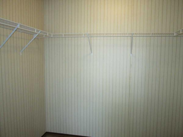 Deerfield Estates 24773 Frontier CircleFlat Rock, MI 48134