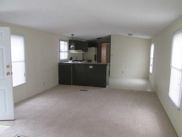 Deerfield Estates 26055NavahoFlat Rock, MI 48134