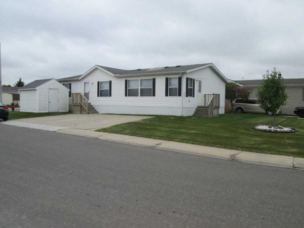 Deerfield Estates 24611 Caynon CircleFlat Rock, MI 48134