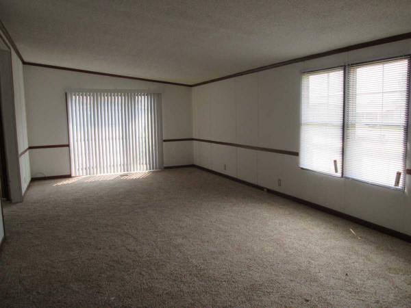 Deerfield Estates 25206 S Aztec CircleFlat Rock, MI 48134