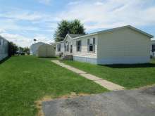 Country Meadows 29341 BirchFlat Rock, MI 48134