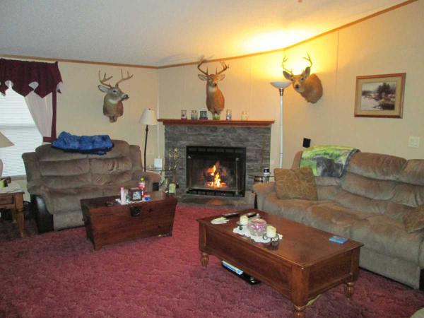 Deerfield Estates 24848 Chinook Ct.Flat Rock, MI 48134