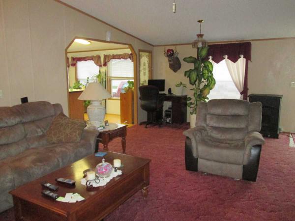 Deerfield Estates 24848 Chinook Ct.Flat Rock, MI 48134