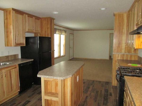 Deerfield Estates 25343 Phoenix CircleFlat Rock, MI 48134