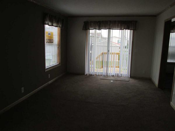 Deerfield Estates 25343 Phoenix CircleFlat Rock, MI 48134
