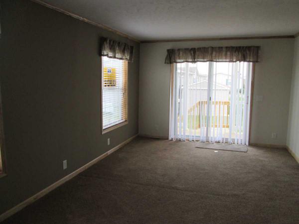 Deerfield Estates 25343 Phoenix CircleFlat Rock, MI 48134