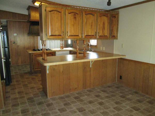 Deerfield Estates 25127 Mohawk DriveFlat Rock, MI 48134