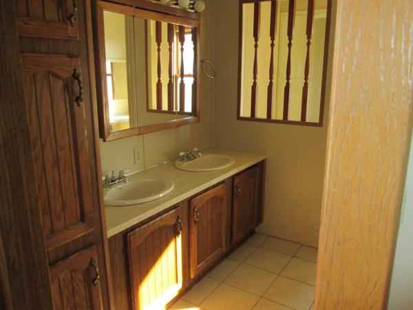 Deerfield Estates 25127 Mohawk DriveFlat Rock, MI 48134
