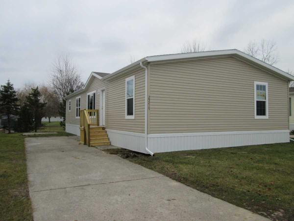 Deerfield Estates 25217Frontier CircleFlat Rock, MI 48134