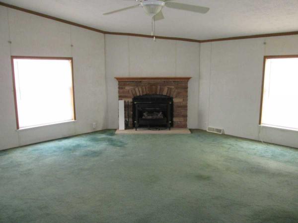 Deerfield Estates 25218 Caynon CircleFlat Rock, MI 48134