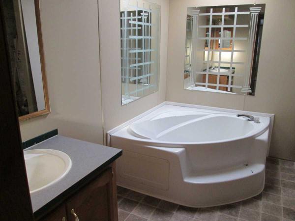 Deerfield Estates 26641 Seminole LaneFlat Rock, MI 48134