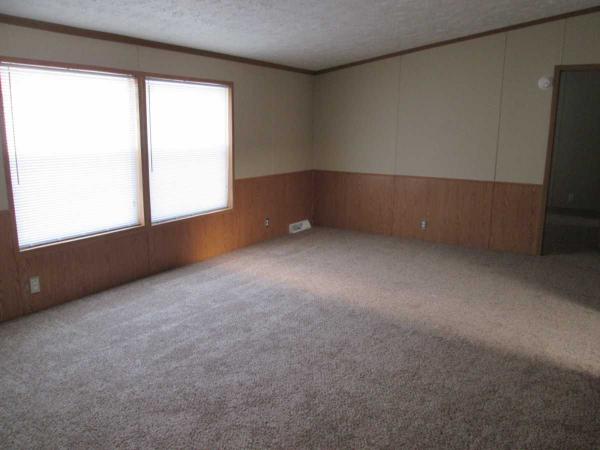 Deerfield Estates 26641 Seminole LaneFlat Rock, MI 48134