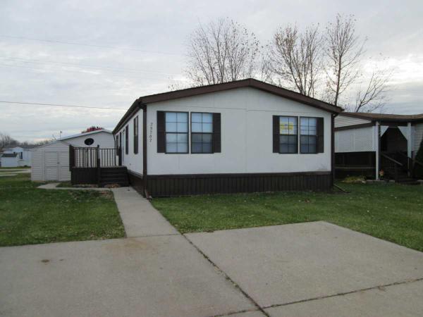 Deerfield Estates 25287 S Aztec CircleFlat Rock, MI 48134