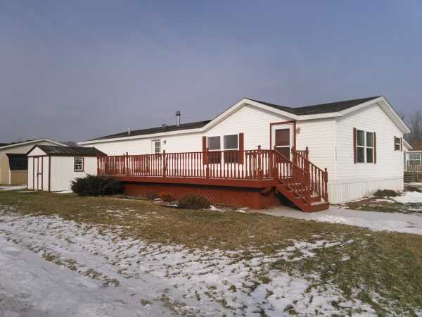 Country Meadows 28394 OakwoodFlat Rock, MI 48134