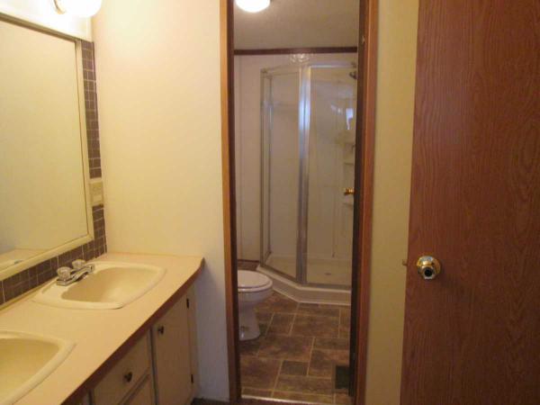 Deerfield Estates 24807 Cherokee SFlat Rock, MI 48134