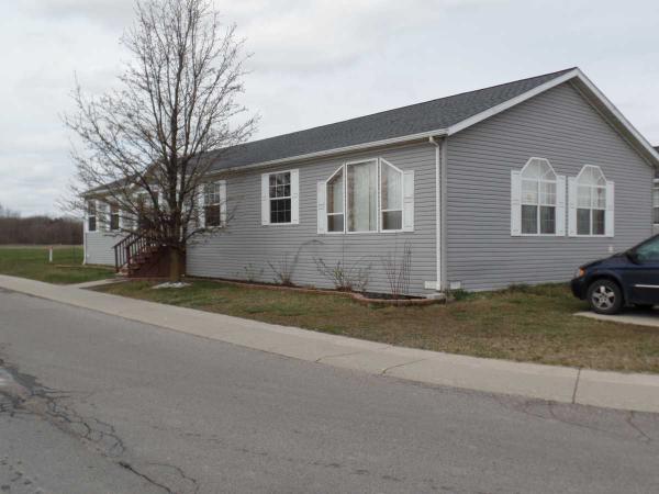 Tanglewood Village 25930 ConneryFlat Rock, MI 48134