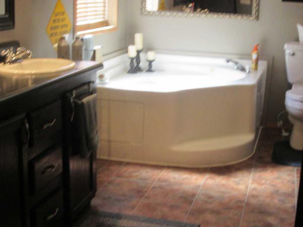 Deerfield Estates 25371 Phoenix CircleFlat Rock, MI 48134