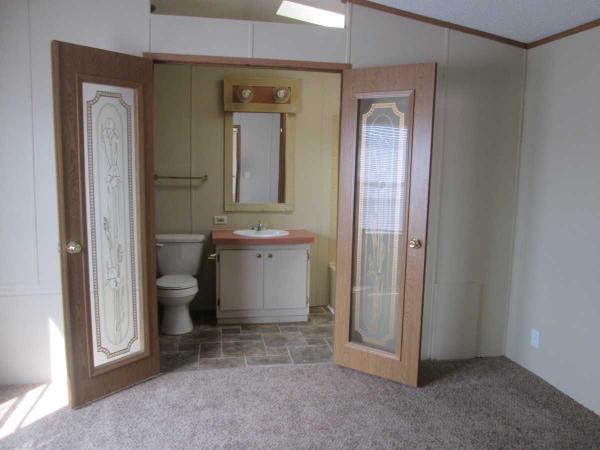 Deerfield Estates 26186 W CherokeeFlat Rock, MI 48134