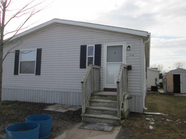 Deerfield Estates 26768 Pawnee CTFlat Rock, MI 48134