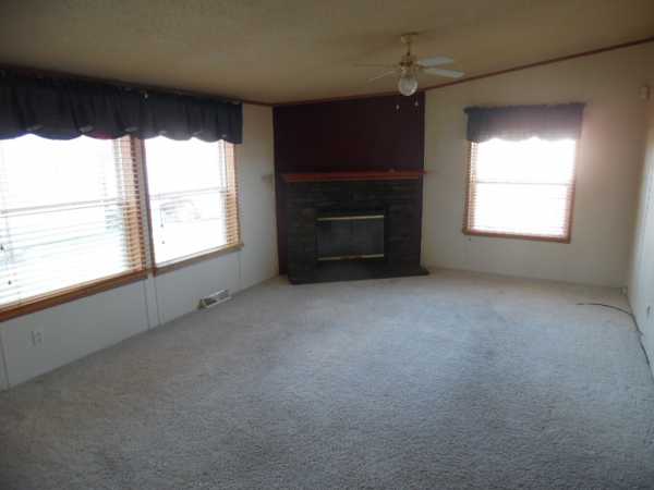 Country Meadows 28541 SpruceFlat Rock, MI 48134