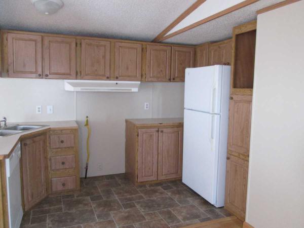 Deerfield Estates 26397AlgonquinFlat Rock, MI 48134