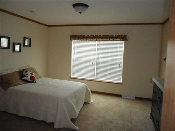 Tanglewood Village 24592 ManchesterBrownstown, MI 48134