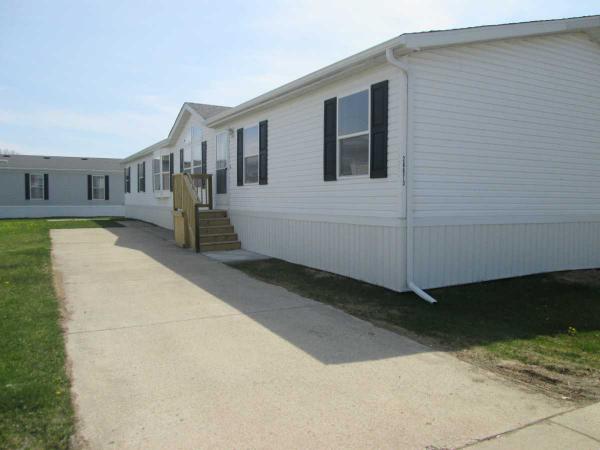 Deerfield Estates 26673 Sierra LaneFlat Rock, MI 48134