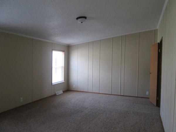 Deerfield Estates 26673 Sierra LaneFlat Rock, MI 48134