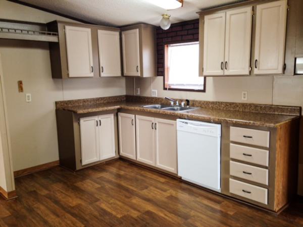 Oakridge Estates 450 Pinecone TrMonroe, MI 48161