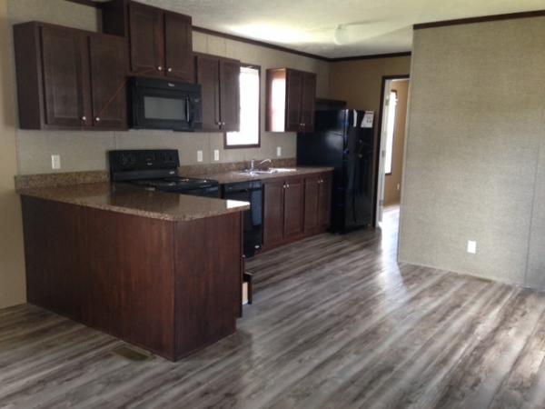 Oakridge Estates 296 HeatherwoodMonroe, MI 48161