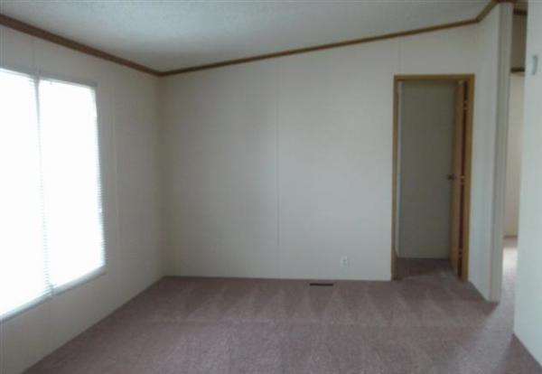 Kensington Place 45 CharlevoixNew Hudson, MI 48165