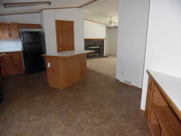 Frenchtown Villa / Elizabeth Woods 1956 Oak St.Newport, MI 48166