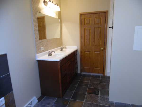 Frenchtown Villa / Elizabeth Woods 1956 Oak St.Newport, MI 48166