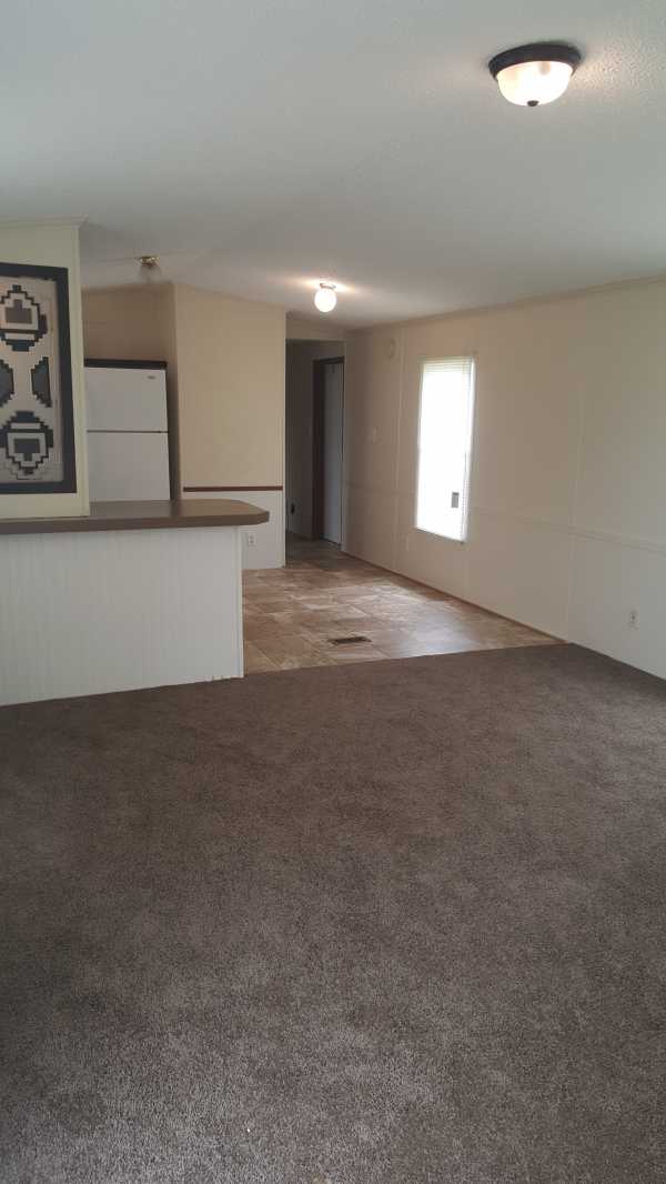 Frenchtown Villa / Elizabeth Woods 8486 Laverne St.Newport, MI 48166