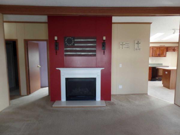 Frenchtown Villa / Elizabeth Woods 8732 Ashlyn DriveNewport, MI 48166