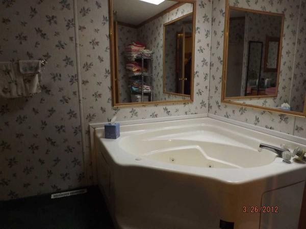 Newport Farms 9042 W. TimberviewNewport, MI 48166