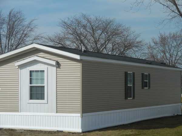 Frenchtown Villa / Elizabeth Woods 1288 Henri St.Newport, MI 48166