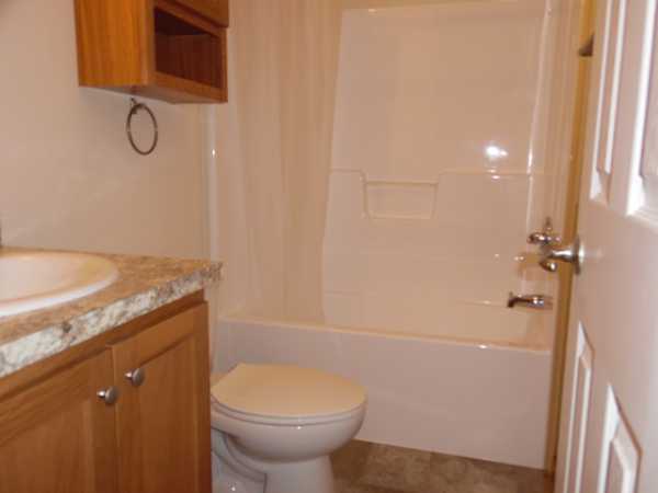 Frenchtown Villa / Elizabeth Woods 1288 Henri St.Newport, MI 48166