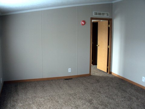 Newport Farms 9295 Greentree DriveNewport, MI 48166