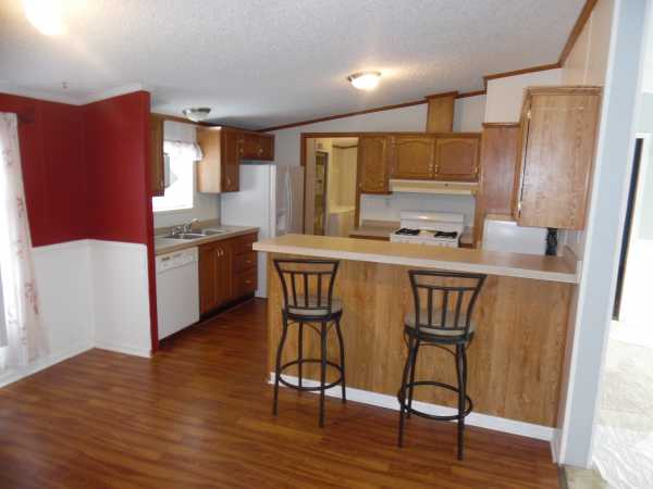 Frenchtown Villa / Elizabeth Woods 8491 Killy CtNewport, MI 48166