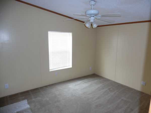 Frenchtown Villa / Elizabeth Woods 8491 Killy CtNewport, MI 48166