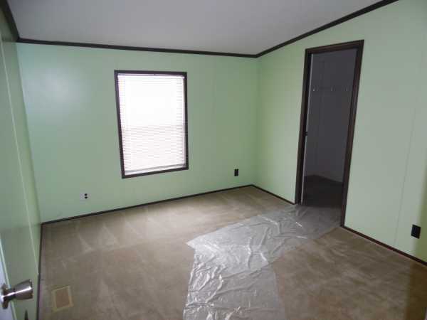 Frenchtown Villa / Elizabeth Woods 8491 Killy CtNewport, MI 48166