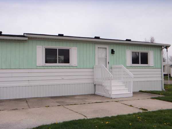 Kimberly Estates 313 HuntingtonNewport, MI 48166
