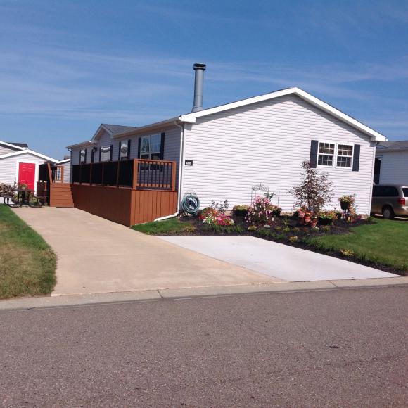 Northville Crossing 3247 Lancaster LaneNorthville, MI 48167