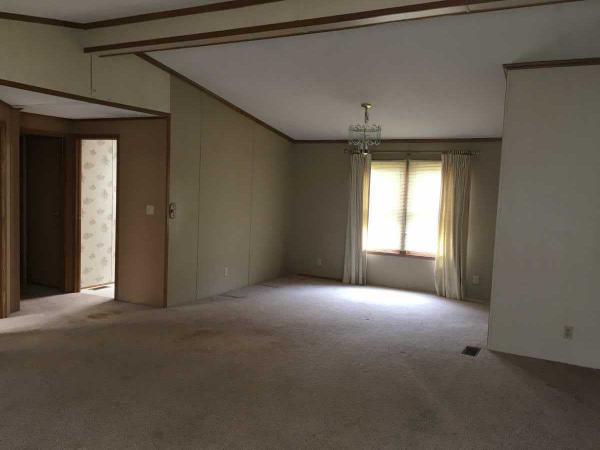 Plymouth Hills 50384 ChesterPlymouth, MI 48170
