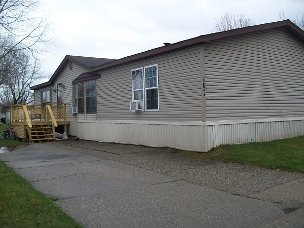 Huron Estates 22045 Lafons Ln., #228Romulus, MI 48174