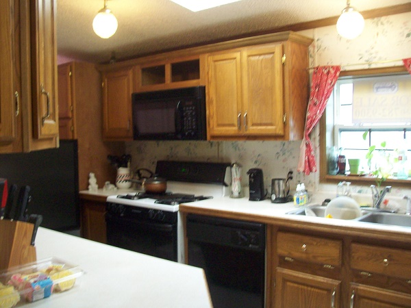 Huron Estates 22045 Lafons Ln., #228Romulus, MI 48174